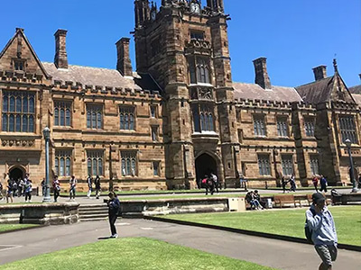 シドニー大学